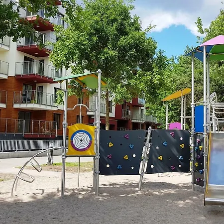 Baltic Polanki Park Апартаменти *